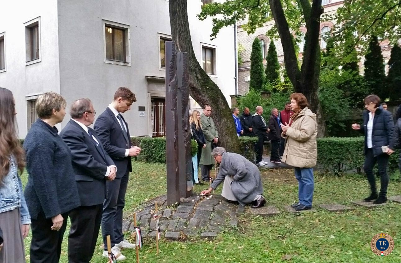 A vértanúkra emlékeztünk